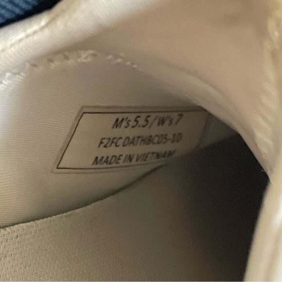 BOGO Kizik Athens Bahama Sneakers - Picture 7 of 10